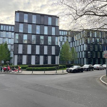 Gemutlich Und Moderne Wohnung In Düsseldorf Buitenkant foto