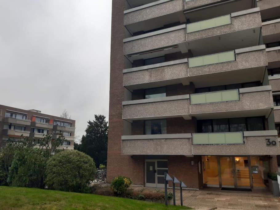 Gemutlich Und Moderne Wohnung In Düsseldorf Buitenkant foto