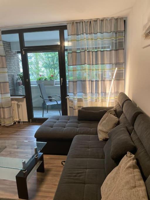 Gemutlich Und Moderne Wohnung In Düsseldorf Buitenkant foto